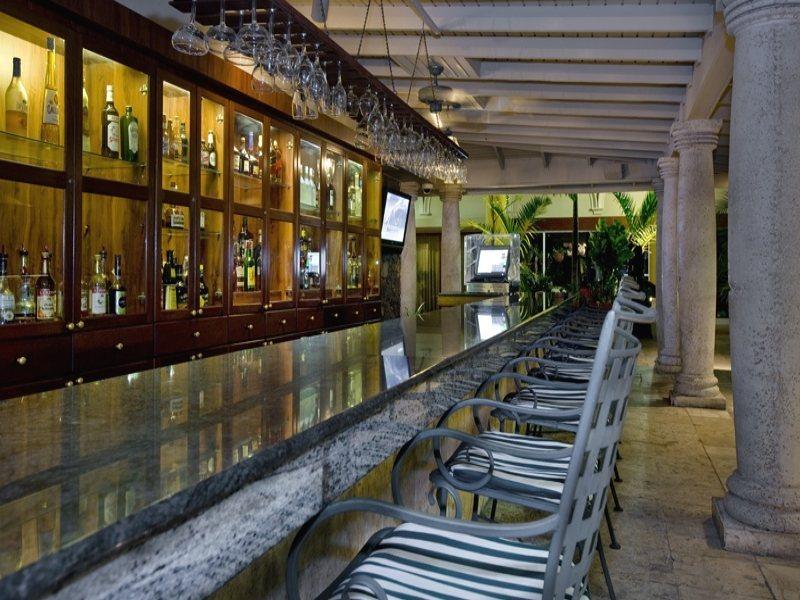 Windward Passage Hotel Шарлотта-Амалия Экстерьер фото